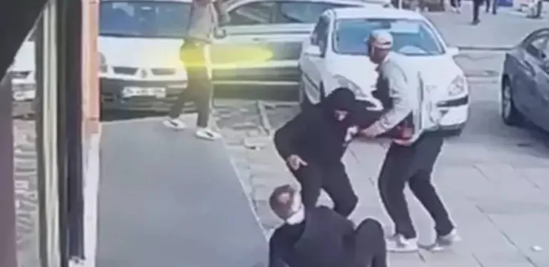 Tuzla'da gasp teşebbüste kaldı; çantayı alamadılar havaya ateş açıp kaçtıla