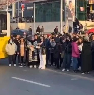 Üsküdar. Çekmeköy metro hattında teknik arıza