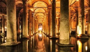 YEREBATAN SARNICINDAKİ SIRMedusa