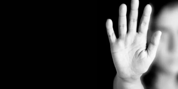 Yaşları 13 ila 17 arasındaki bir grup 12 yaşındaki kız çocuğuna aylarca tecavüz edip şantaj yaptı!