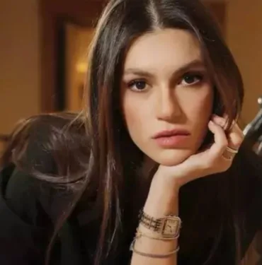 Yüsra Geyik, 'Rüya' karakteri ile Taş Kağıt Makas'ın kadrosuna dahil olacak