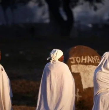 Zimbabve'de Apostolik Kiliseler skandalı Sahte peygamber ve çocuk evlilikleri
