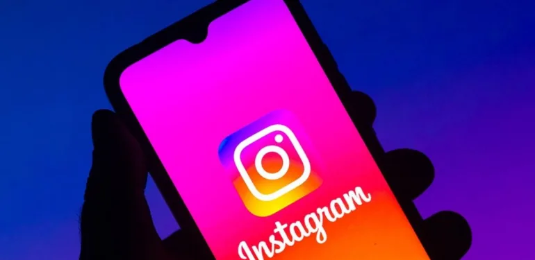 Instagram ve Facebook ne zaman düzelecek?