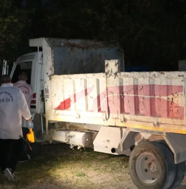 15 yaşındaki çocuğun kamyonla çarptığı motosikletli öldü