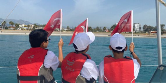 23 Nisan Ulusal Egemenlik ve Çocuk Bayramı’nda çocuklar denizle buluştu!