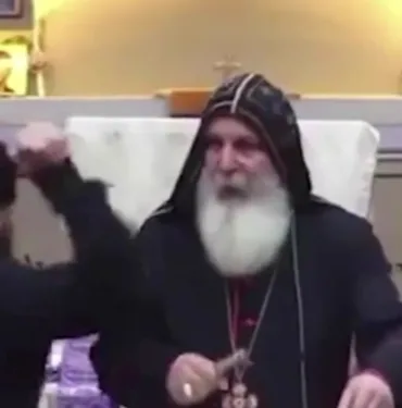 Avustralya'da kilisede bıçaklı saldırı paniği Rahip yaralandı
