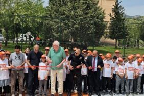 BİDEV çocuklar'a 23 Nisan hediyesi