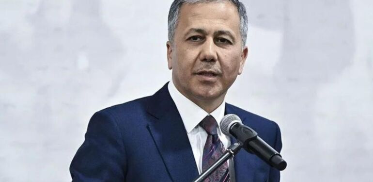 Bakan Yerlikaya açıkladı Tatil süresince 6 bin 530 trafik kazasında 75 kişi hayatını kaybetti