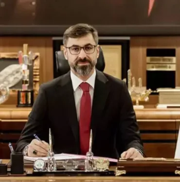 Bitlis'te seçimi kazanan AK Parti, geçersiz oyların yeniden sayılması için itiraz etti