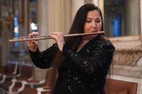 Dünyaca ünlü flüt virtüözü Şefika Kutluer, Hatay'daki depremzedeler yararına konser verdi