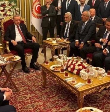 Fatih Erbakan neden meclise davet edilmedi AKP'den ilk açıklama