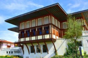 İBB’nin sosyal tesisinde 3 kişilik menünün faturası görenleri şaşırttı