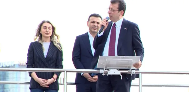 İmamoğlu üçüncü kez mazbatasını aldı Van'da yaşanan tam bir garabet