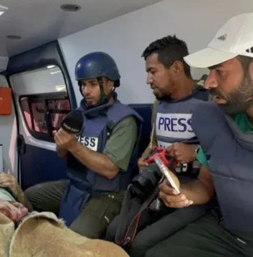 İsrail Gazze'de TRT Arabi ekibine saldırdı