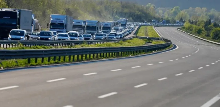 İstanbul'da bayram öncesi trafik yoğunluğu
