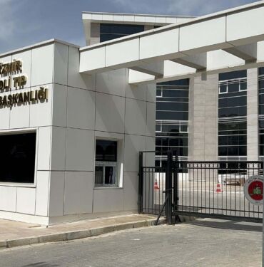 İzmir'de sokakta bulunan yağ ve deri parçalarının merdiven altı ameliyat kaynaklı olduğu ortaya çıktı (2)