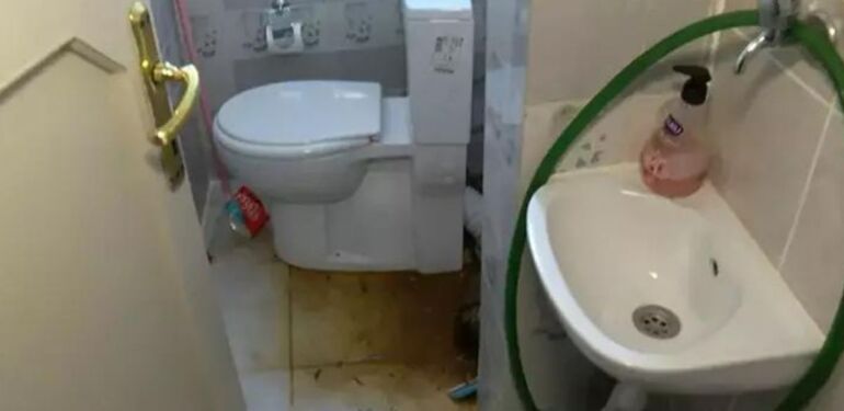 Kartal'da Kanalizasyon sorunu Ev sahibi kiracısının kanalizasyon giderini tıkadı iddiası