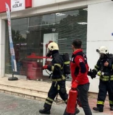 Kızılay'ın Kan Merkezi binasında yangın!