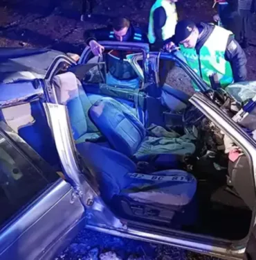 Konya'da 2 otomobil çarpıştı Ölü ve yaralılar var