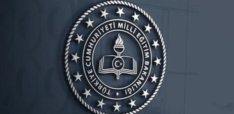 MEB 'Türkiye Yüzyılı Maarif Modeli' yeni müfredat taslağını açıkladı