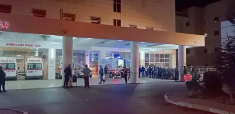 Muhtar adayı AKP’li başkanı vurdu