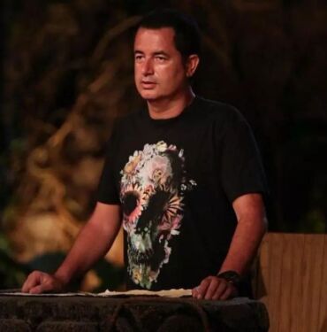 Survivor'da mavi takıma transfer Kırmızı Takım yarışmacısı arkadaşlarına veda etti...