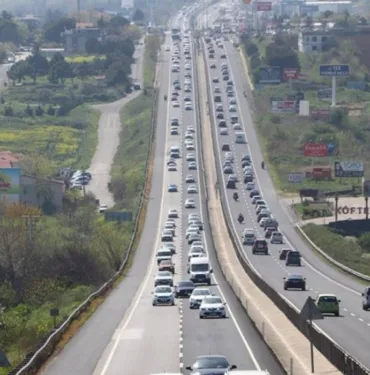 Tekirdağ-İstanbul yolunda bayram yoğunluğu başladı