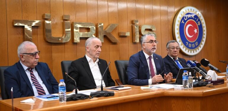 Türk-İş'ten vergi ve asgari ücret değerlendirmesi