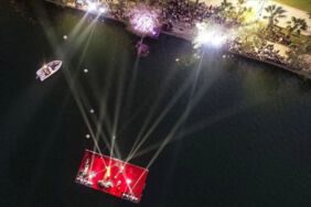 Uluslararası Portakal Çiçeği Karnavalı... Seyhan Nehri üzerinde konser düzenlendi