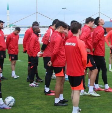 Ümraniyespor - Kocaelispor maçı ne zaman, saat kaçta ve hangi kanalda yayınlanacak