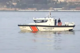 Üsküdar'da denizde yüzerken kayboldu, arama çalışması başladı