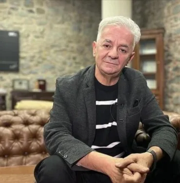 Zafer Algöz'ün babası Cevdet Algöz hayata veda etti