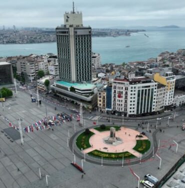 1 Mayıs'ta yasaklanan Taksim havadan görüntülendi