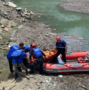 23 gündür kayıptı Nehirde ölü bulundu (2)