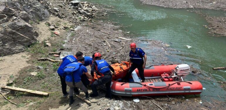 23 gündür kayıptı Nehirde ölü bulundu (2)