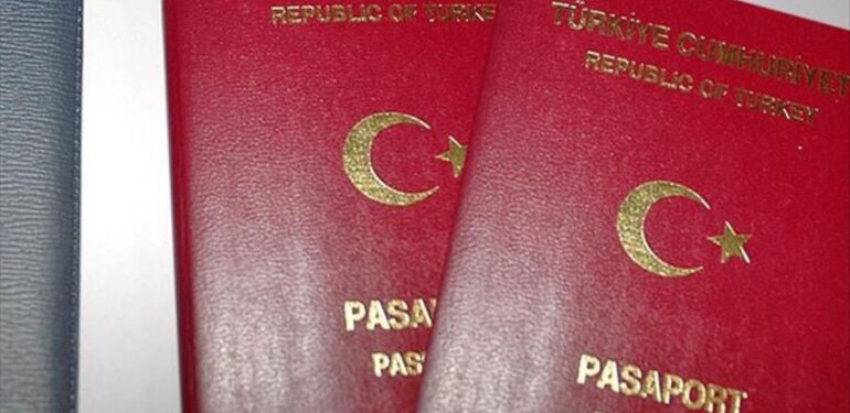 Vize serbestisi askıya alınmıştı: 15 bin Türk’ün seyahati apar topar iptal edildi!