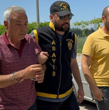 Adana'da kızını rahatsız ettiği iddiasıyla bir genci öldüren baba tutuklandı