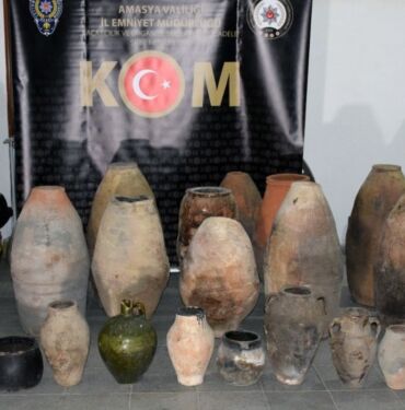 Amasya'da 26 tarihi eser ele geçirildi