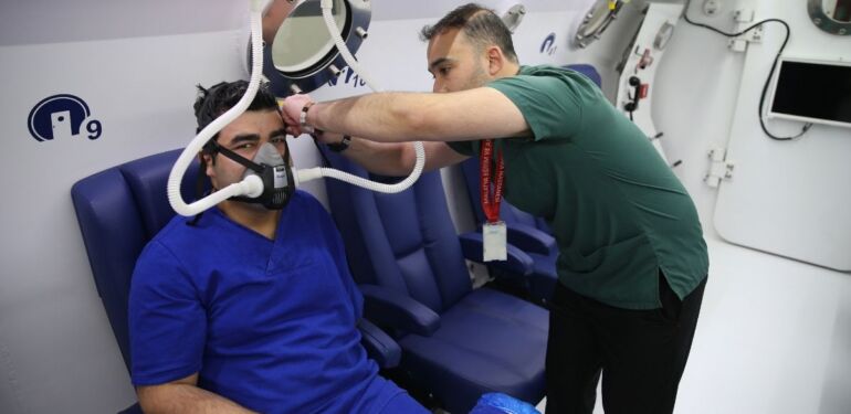 Ayağındaki yara 20 yıldır iyileşmiyordu Oksijen tedavisiyle sağlığına kavuştu