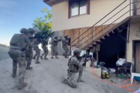 Bakan Yerlikaya duyurdu! 'Ayazlar' suç örgütü çökertildi