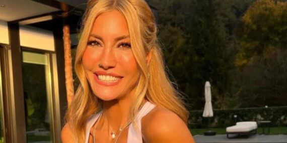 Çağla Şıkel 35 yıl sonra platonik aşkıyla karşılaştı: ‘O şiir defterine yazdığın kişi benim’