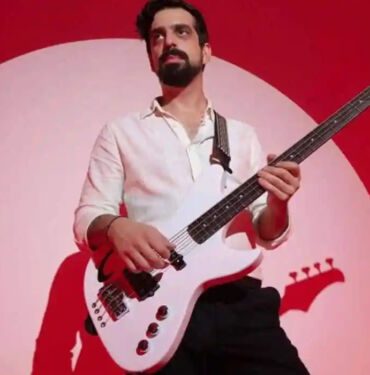Can Tunaboylu kimdir Şiddet iddialarıyla gündeme gelen Yüzyüzeyken Konuşuruz'un gitaristi Can Tunaboylu kaç yaşında, nereli