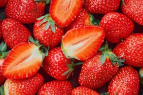 Çilek nasıl yıkanır İşte çilek yıkamanın en sağlıklı yöntemi