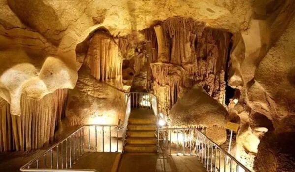 Çoban tesadüfen buldu, şimdi yılda 200 bin kişi ziyaret ediyor Tarsus'un gizemli Taşkuyu Mağarası