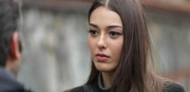 Dilan Çiçek Deniz'in transparan Cannes tarzı gündem oldu