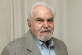 Dr. Erdal Atabek yaşamını yitirdi