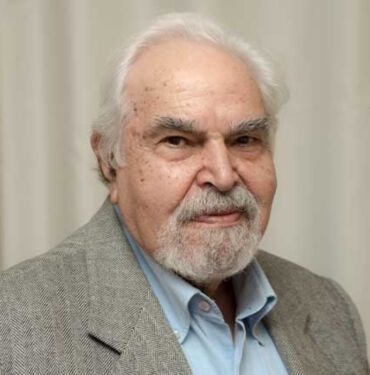 Dr. Erdal Atabek yaşamını yitirdi
