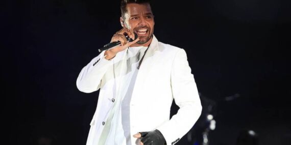 Dünyaca ünlü şarkıcı Ricky Martin Türkiye’de konser verecek