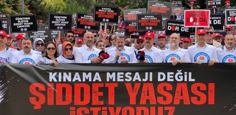 Eğitim-Bir-Sen Genel Başkanı Ali Yalçın: Kararlılığımızı sürdürüyor ve yarın iş bırakıyoruz