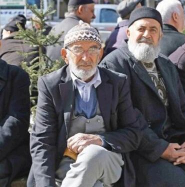 Emeklilere şehirler arası otobüslerde indirim yapılacak